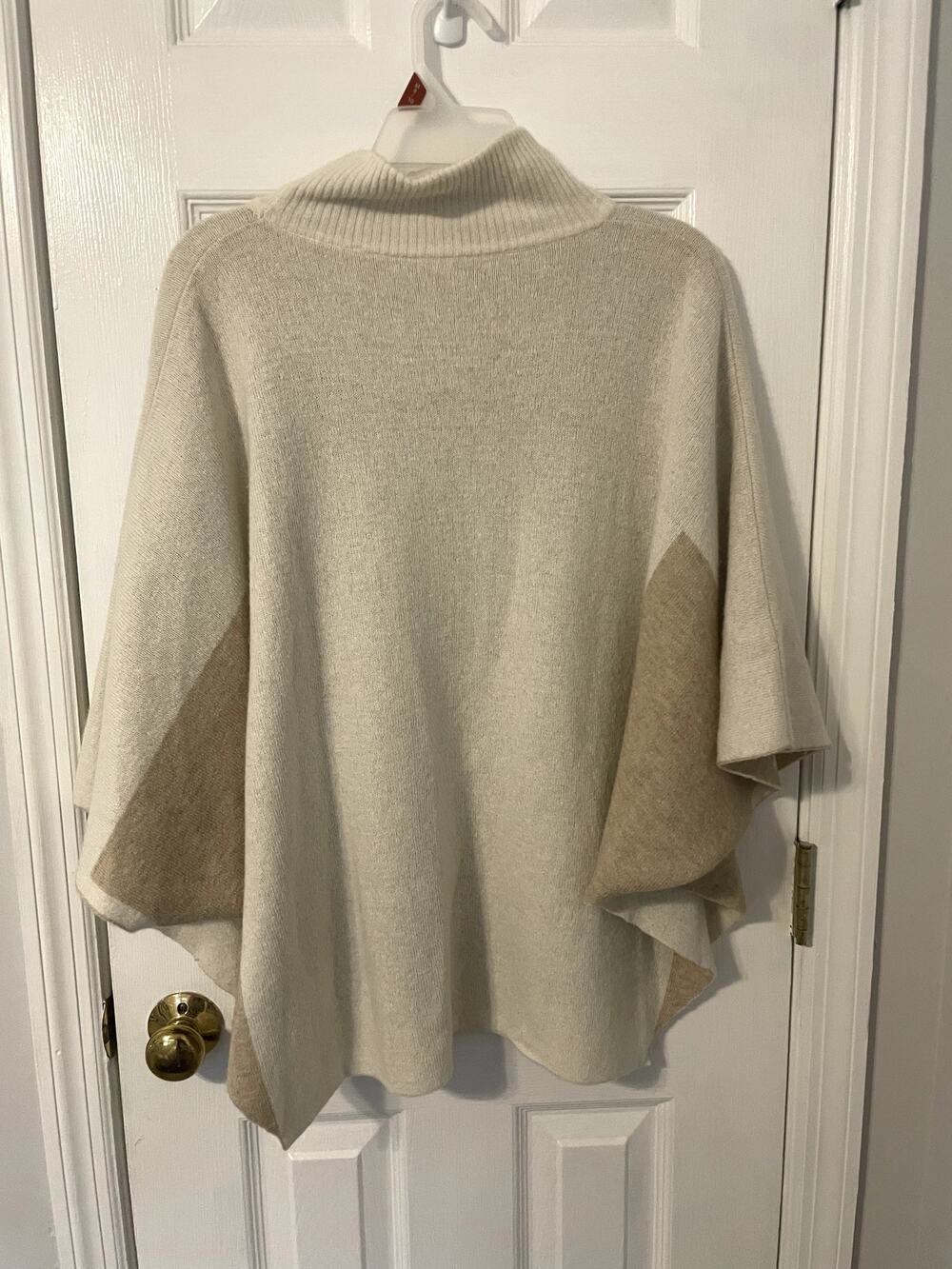 Note Di Anita Two Tone Beige Wool Cashmere Blend Poncho One Size Fall Cozy